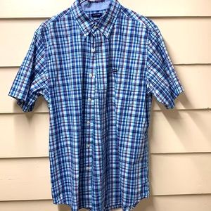 Chaps Easy care short sleeve shirt. Medium